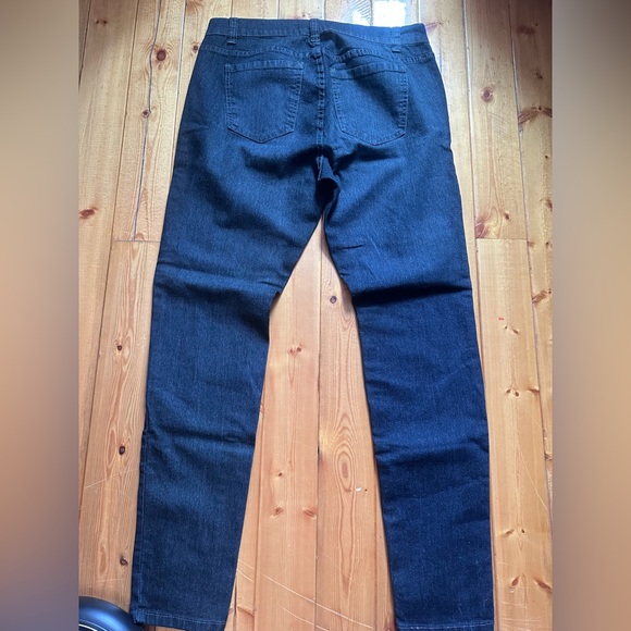 NWOT Forever 21+ Plus Size Jeans - Picture 2 of 4